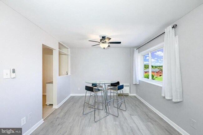 Building Photo - 614 Sligo Ave