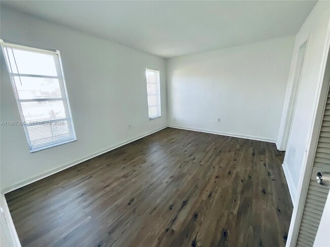 Building Photo - 4343 NW 113th Terrace