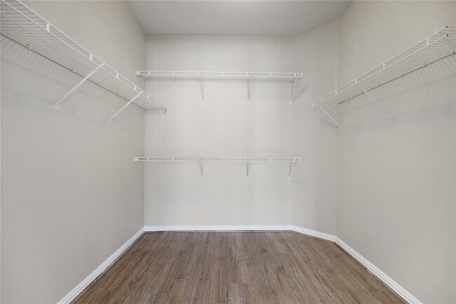 Building Photo - 2111 Welch St