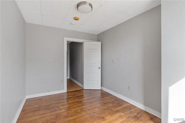 Building Photo - 319 N Salina St