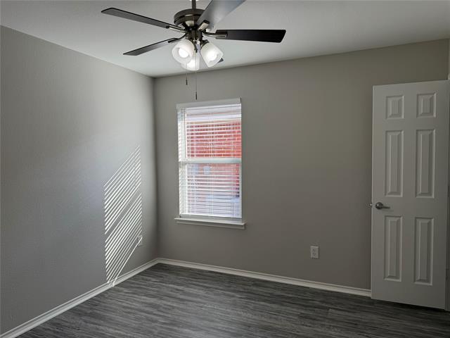 Building Photo - 220 Bonsai Dr