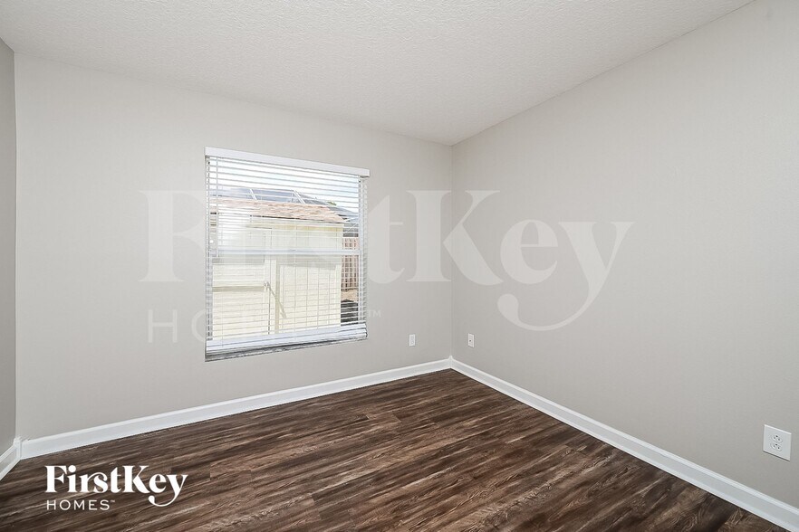 Building Photo - 4318 Brooke Dr