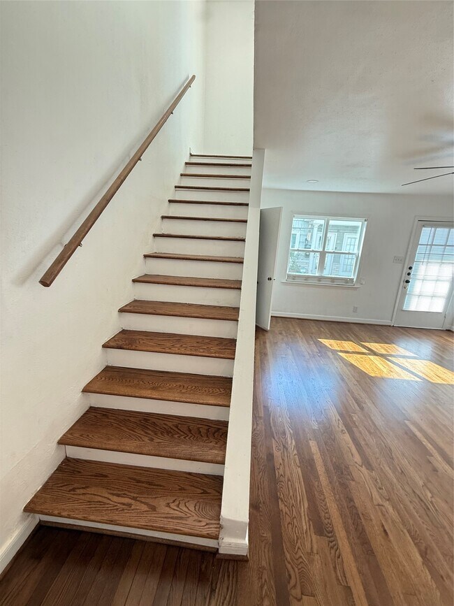 Building Photo - 1848 Portsmouth St