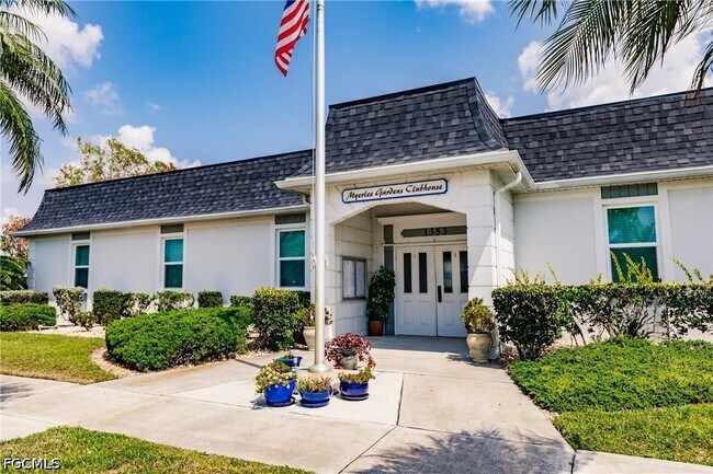 Building Photo - 6824 Sandtrap Dr