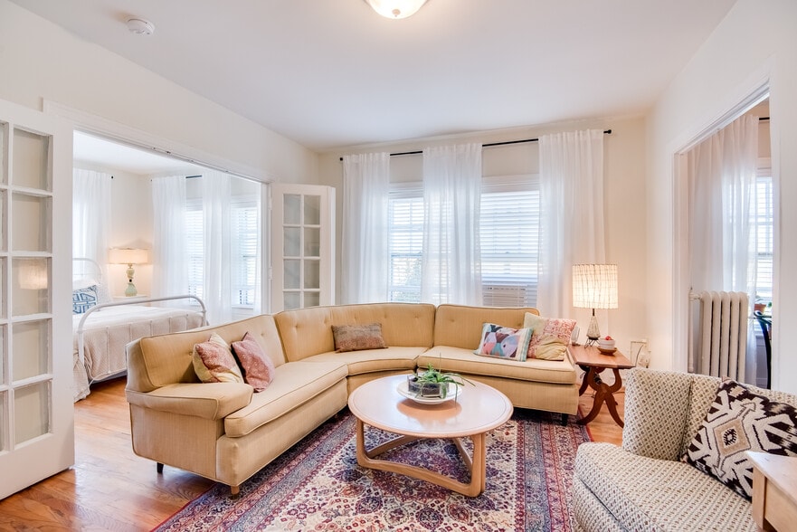 Building Photo - 4201 Locust St