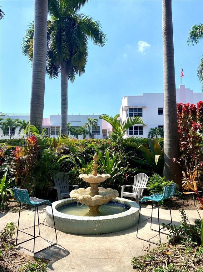 Building Photo - 439 15th St