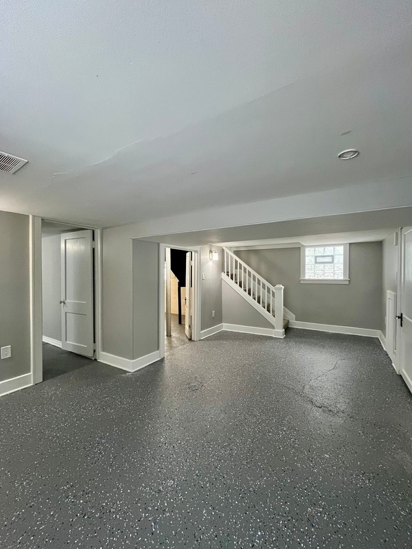 Building Photo - 273 2nd St