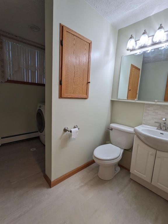 Building Photo - 3515 Melody Ln E