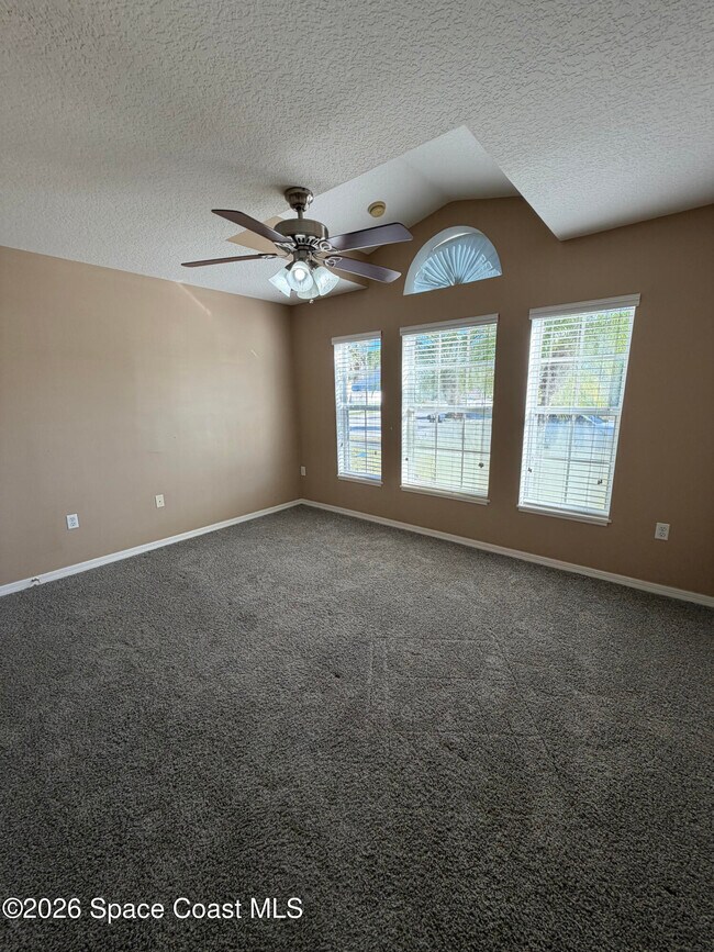 Building Photo - 1398 Mycroft Dr