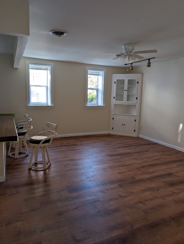 Building Photo - 3637 S Clement Ave