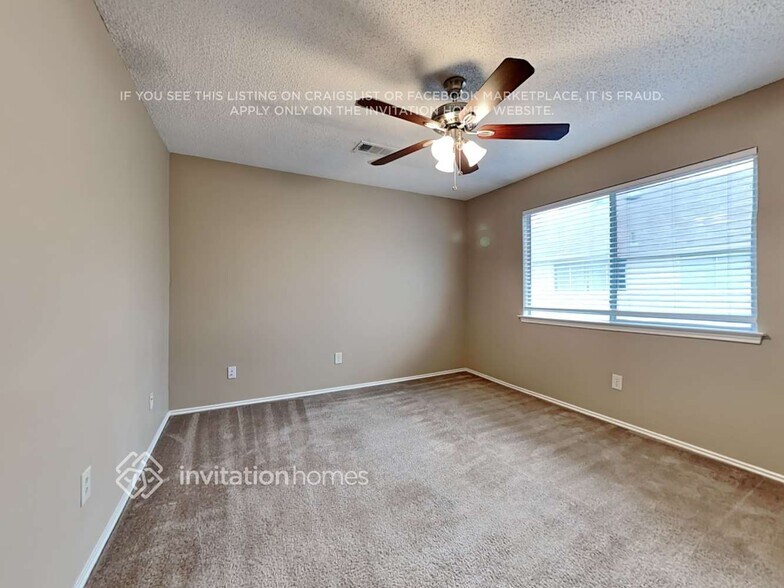 Building Photo - 3823 Branch Hollow Cir