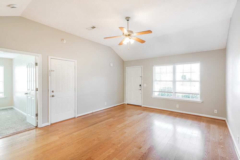 Building Photo - 8009 Maggie Ct