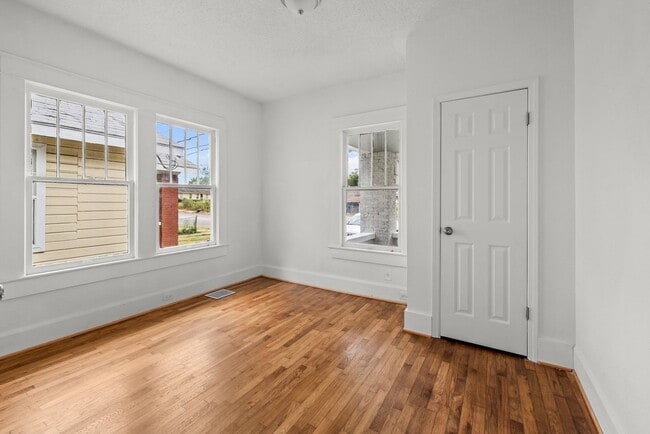 Building Photo - 1609 Jefferson Ave SW