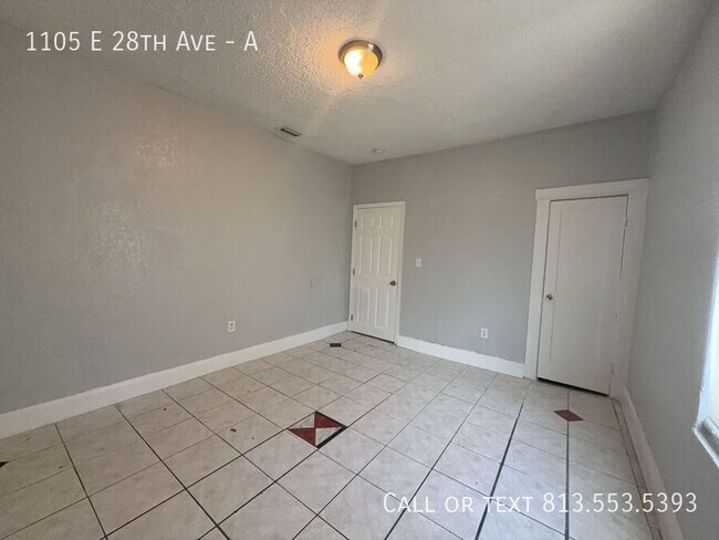 Building Photo - 1105 E 28th Ave