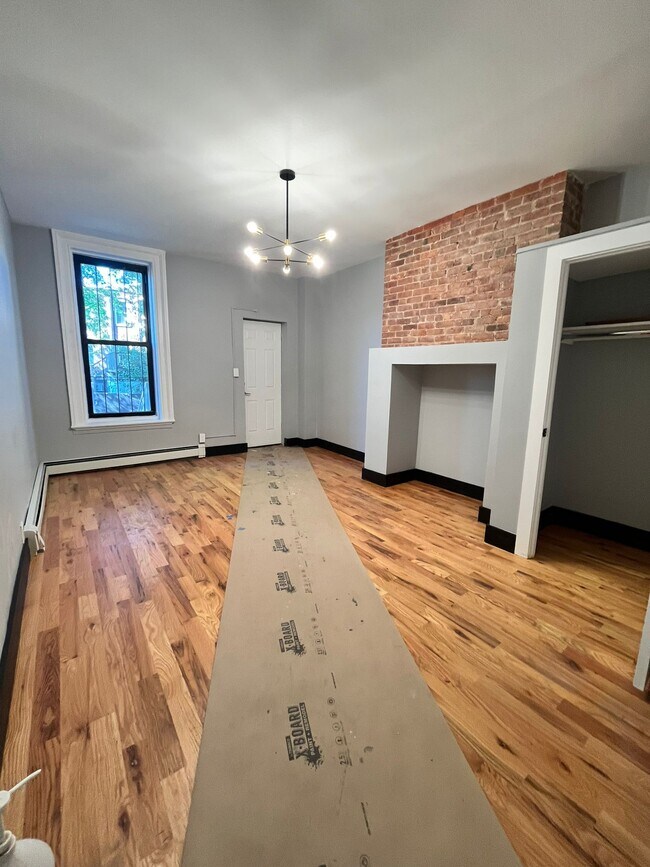 Unit 1 - 17 Belmont Ave