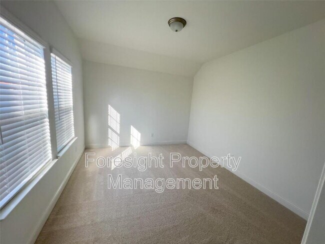 Building Photo - 3228 Willena Rd