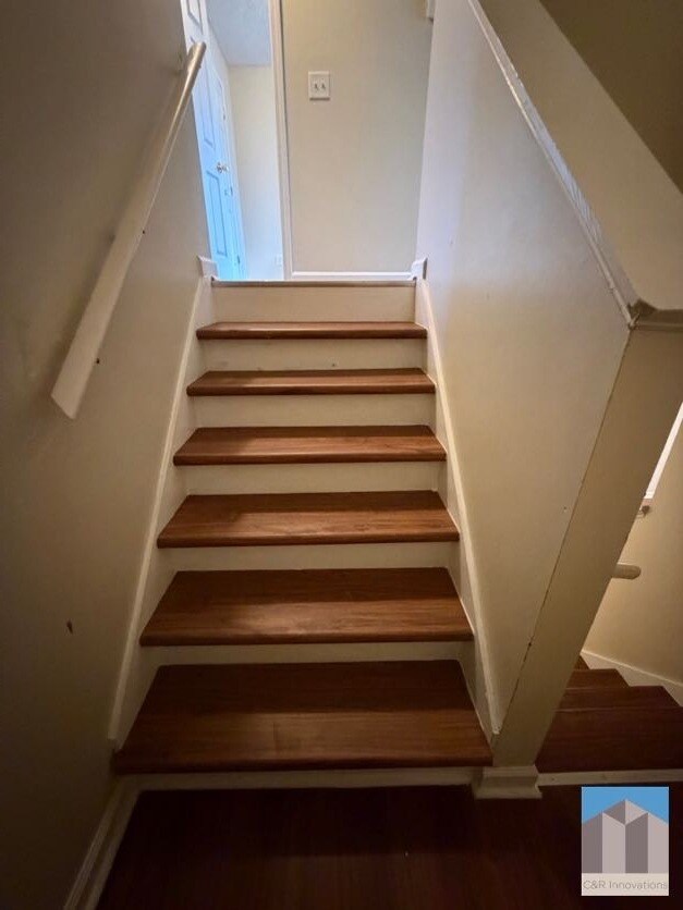 Building Photo - 5196 Tew Ln SW