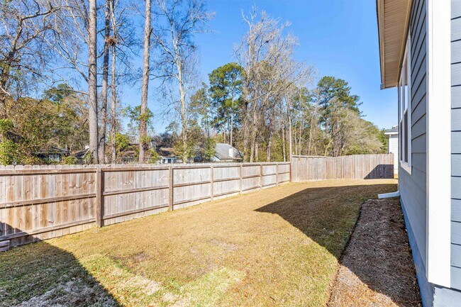 Building Photo - 8756 Glen Oak Trail