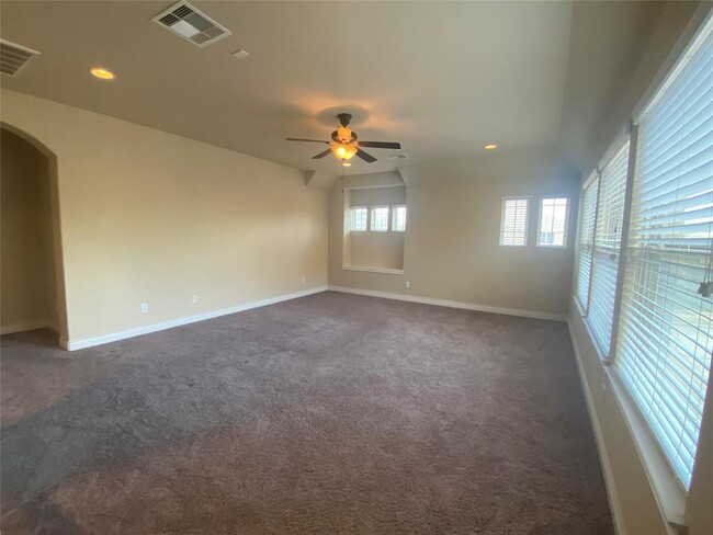 Building Photo - 23302 Preserve Bend Cir