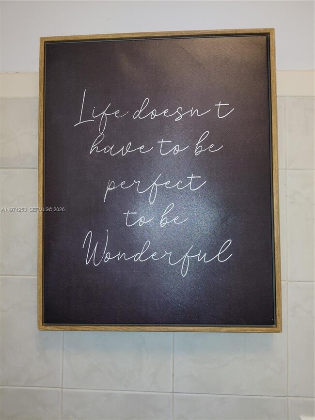 Building Photo - 1431 SW 24th Ct