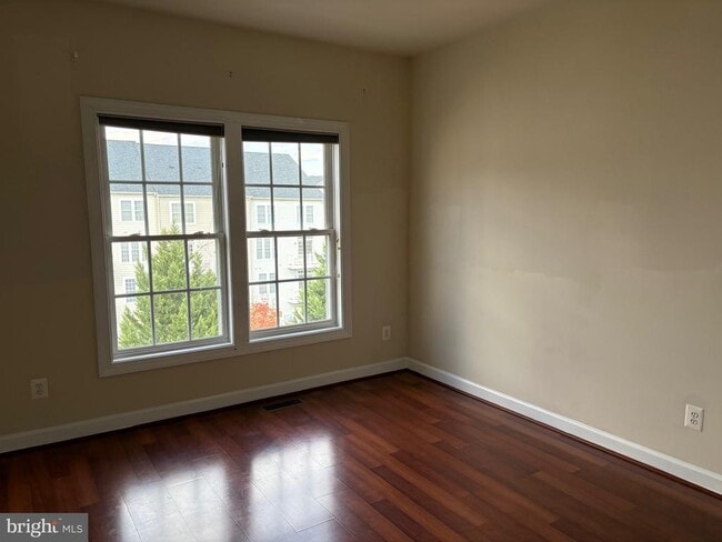 Building Photo - 635 Whetstone Glen St