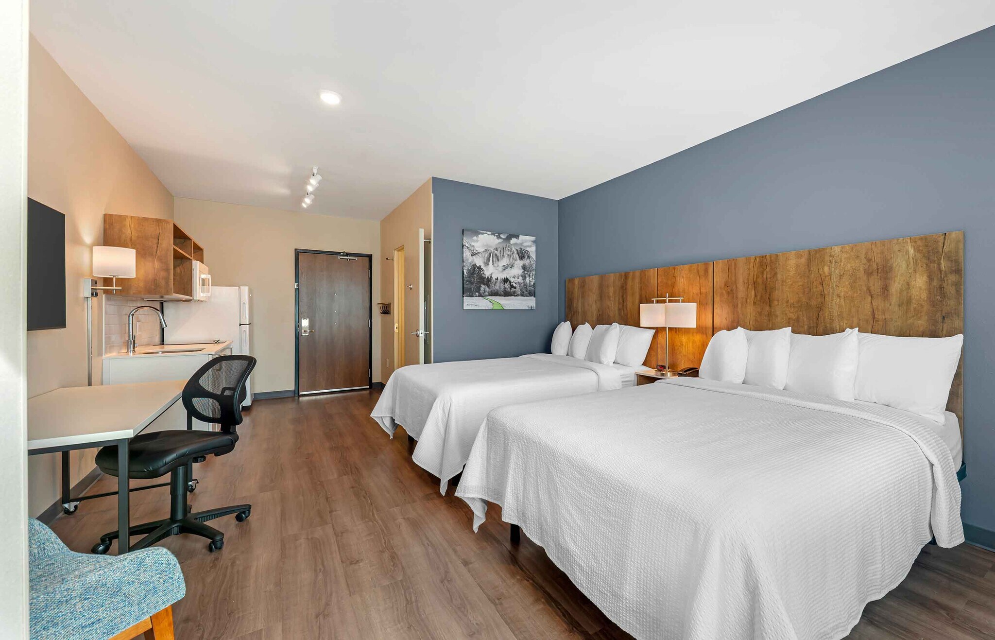 Building Photo - Furnished Studio-Temple