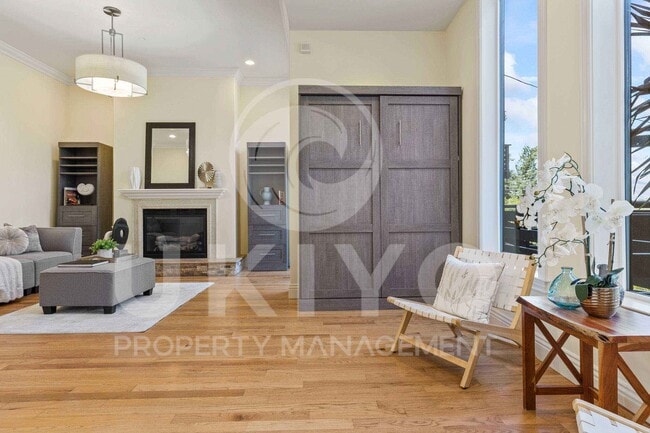 Building Photo - 6588 Longwalk Dr