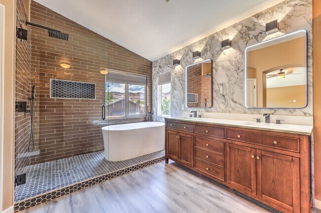 Building Photo - Beautiful Upgraded Home 3-Bedroom with Solar, Smart Home Features & Private Backyard Oasis