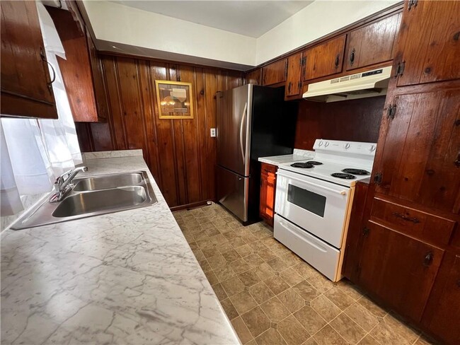 Building Photo - 2167 Wallingford Dr
