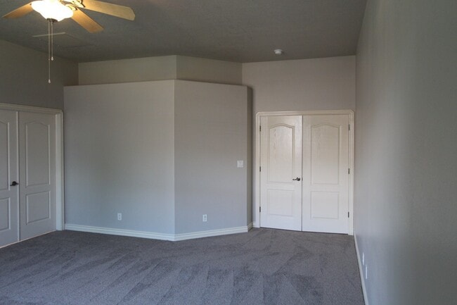 Building Photo - Spacious 3-Bed, 2-Bath Home with Open Floor Plan and Premium Amenities