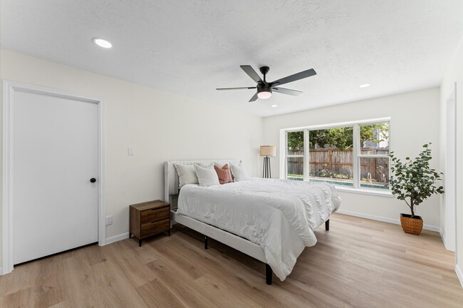 Building Photo - 2914 Riata Ln