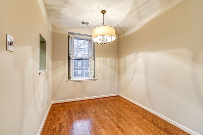 Building Photo - 3855 Rodman St NW