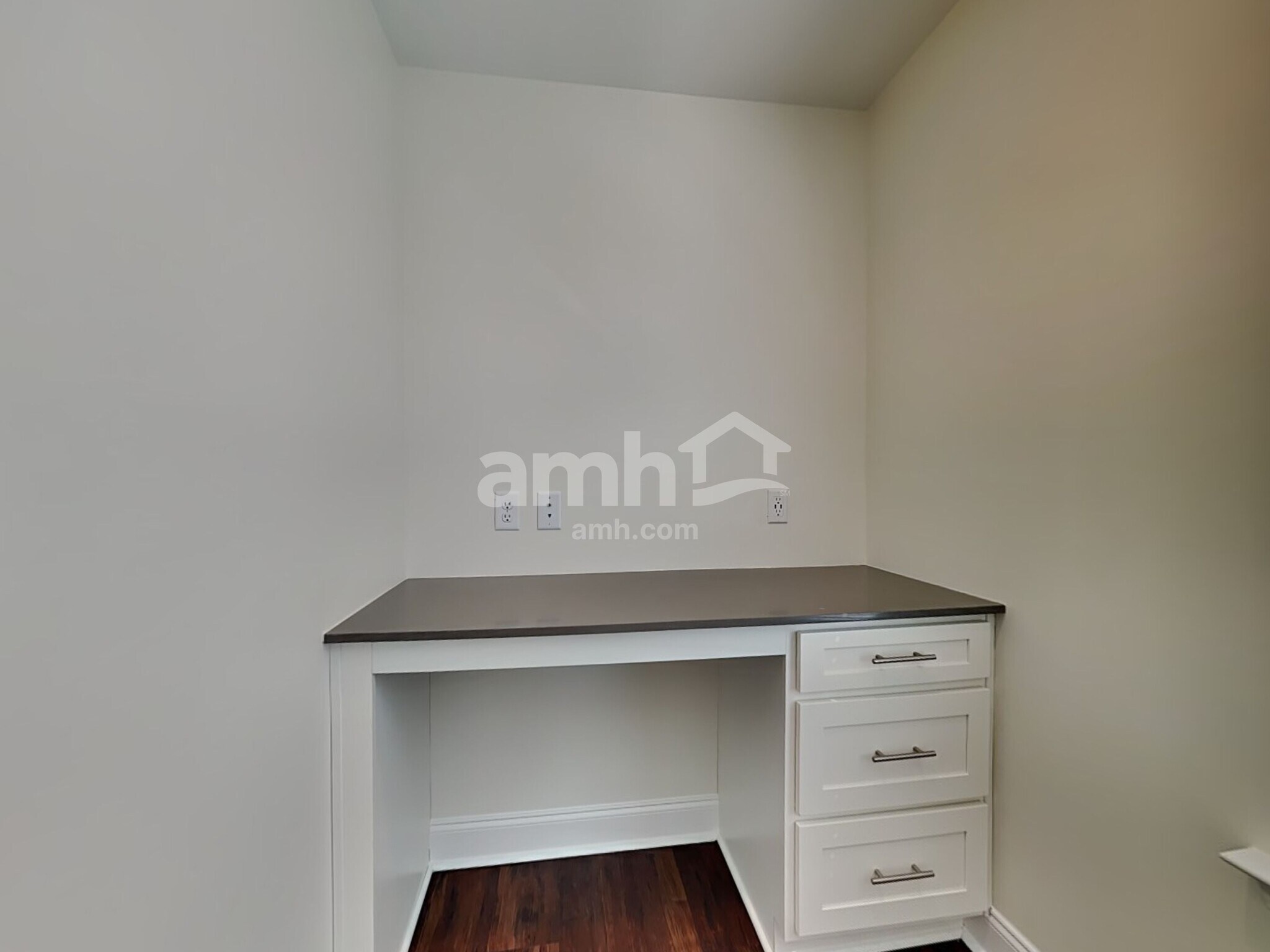 Building Photo - 127 Anthurium Dr