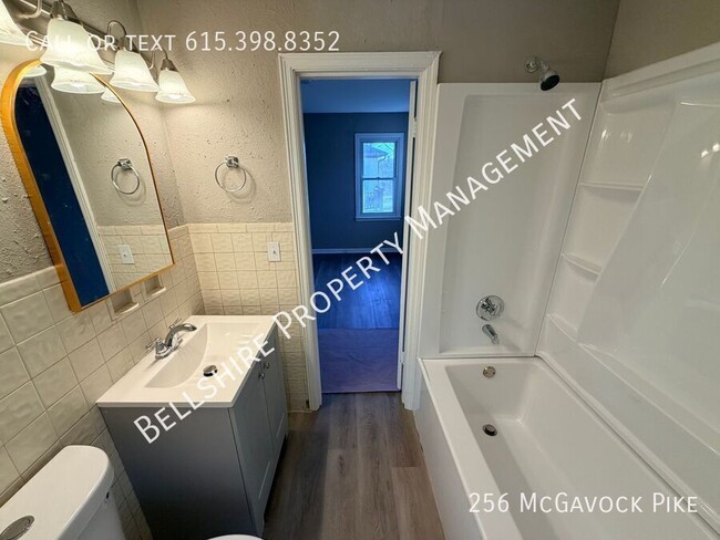 Building Photo - 256 McGavock Pk