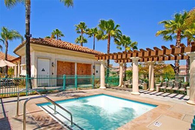 Building Photo - 31650 Sweetwater Cir