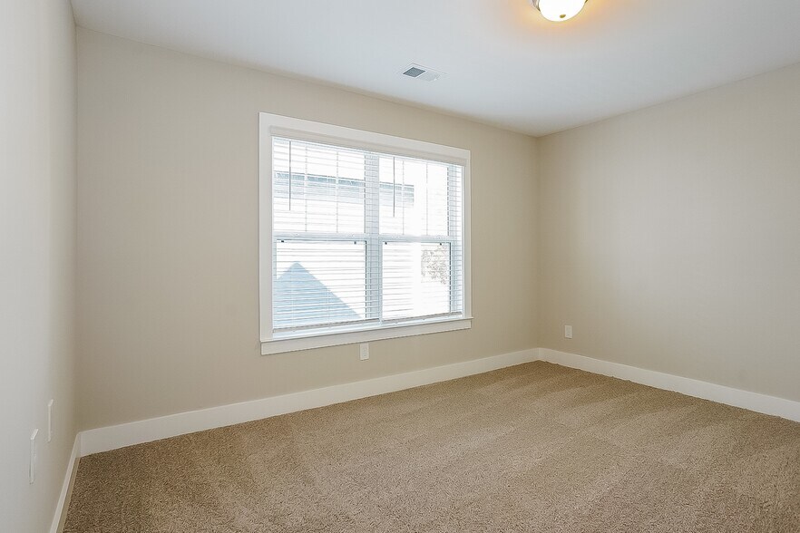 Building Photo - 1421 Feldspar Ct