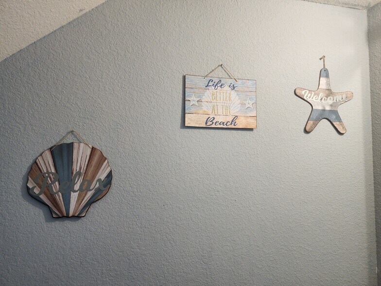 Building Photo - 5866 Wildcat Cyn