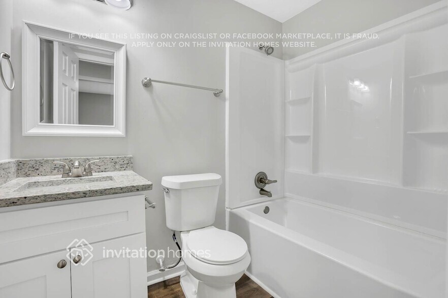 Building Photo - 25 Holly Creek Dr