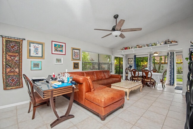 Building Photo - 7678 Solimar Cir