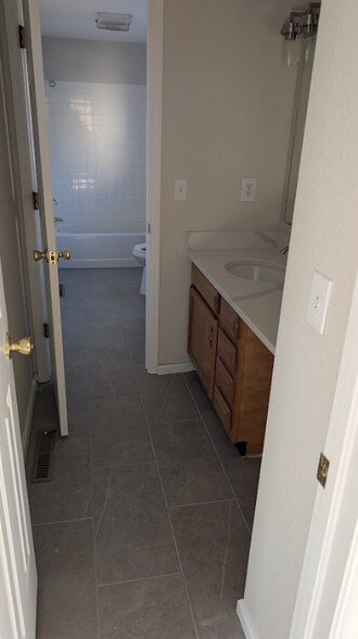 Building Photo - 8055 Decatur St