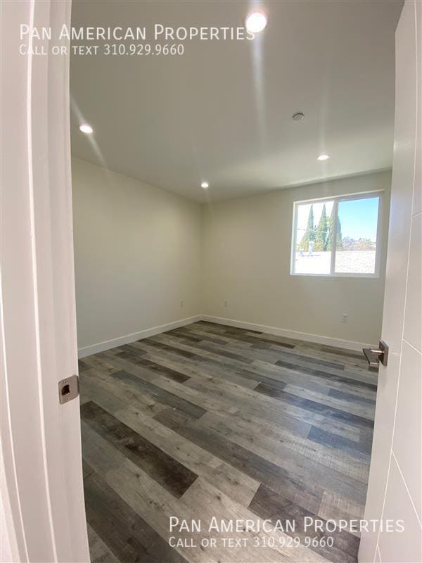 Building Photo - 1309 N Orange Dr