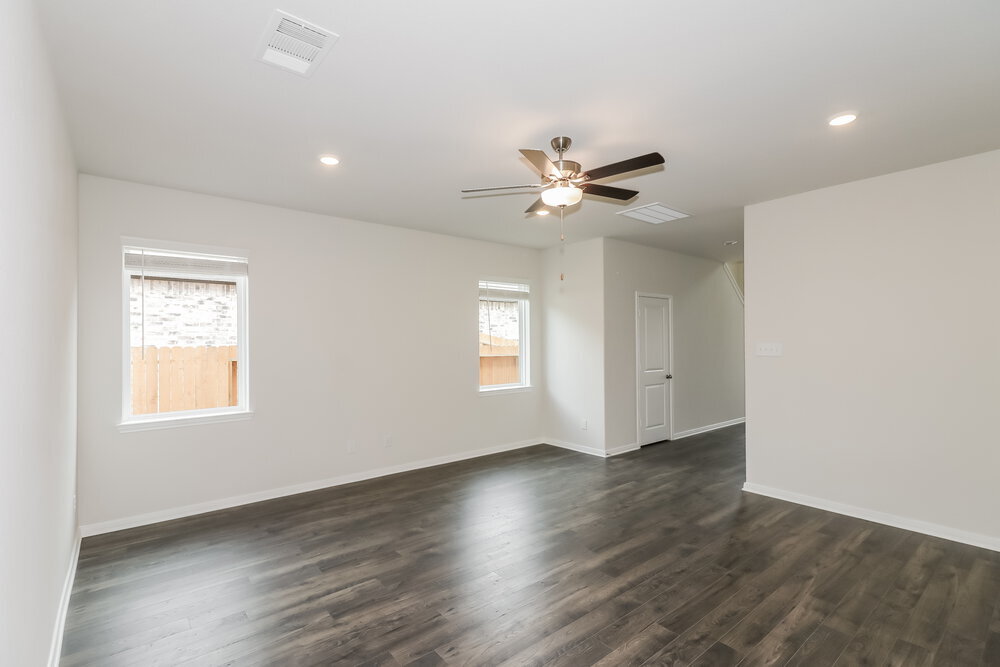 Building Photo - 7610 Thrips Ln