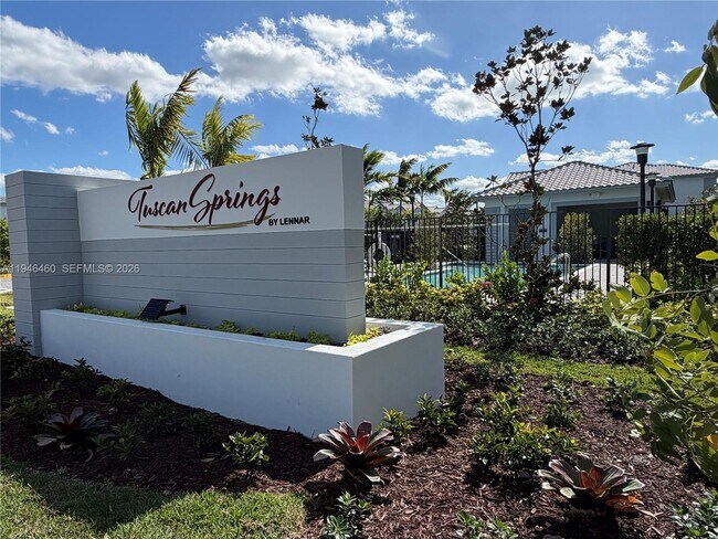 Building Photo - 145 SW 184th Ave