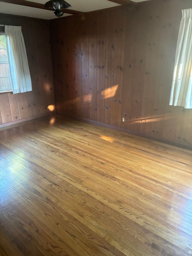 Building Photo - 1150 Stockbridge Ave