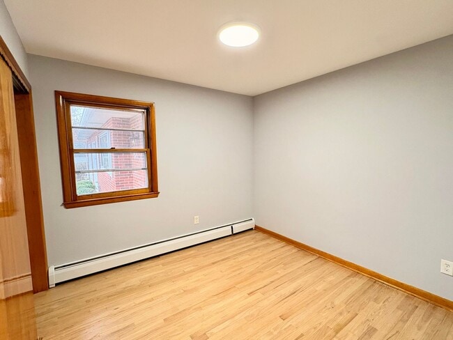 Building Photo - Sprawling Brick Ranch with Huge Lot & Garage in Prime Nottingham Location