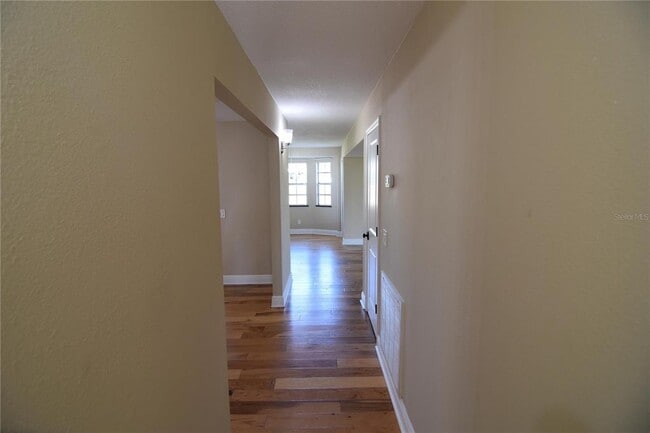 Building Photo - 3233 Hickory Tree Rd