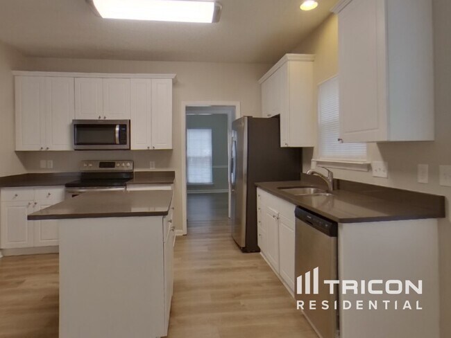 Building Photo - 3709 Bentley Pl