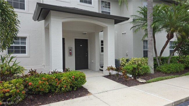 Building Photo - 9069 Gervais Cir