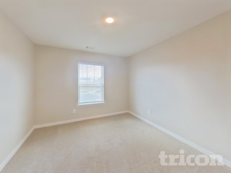 Building Photo - 1392 Deutz Dr