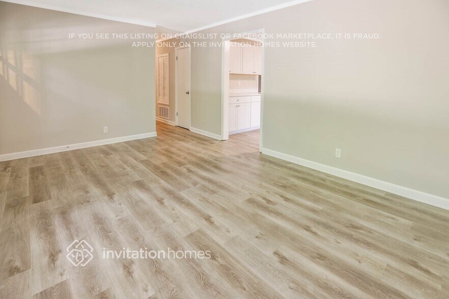 Building Photo - 3035 Kingston Ct